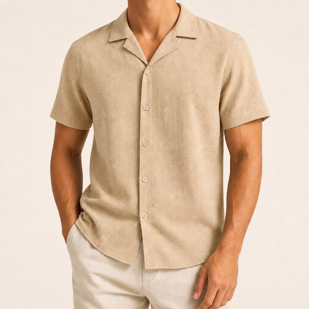 Men’s Textured Short Sleeve Button-Up Shirt
