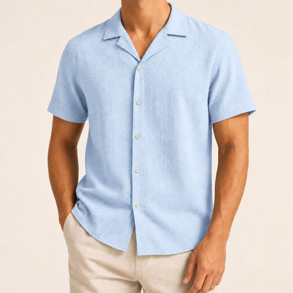 Men’s Textured Short Sleeve Button-Up Shirt