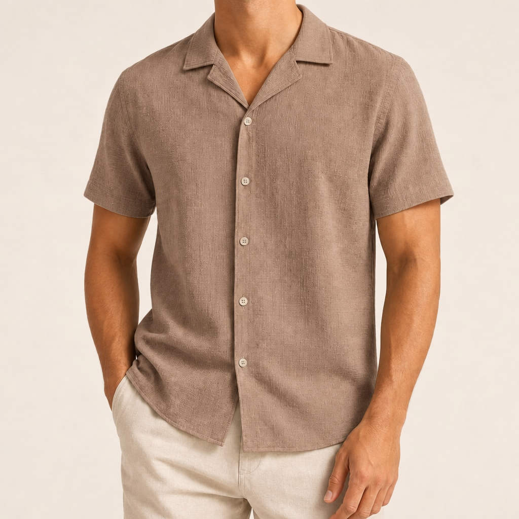 Men’s Textured Short Sleeve Button-Up Shirt