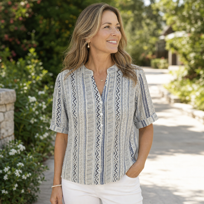 Women's Geometric Print Button-Front Blouse
